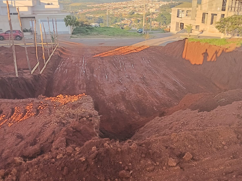 Terraplenagem para construção em Varginha-MG